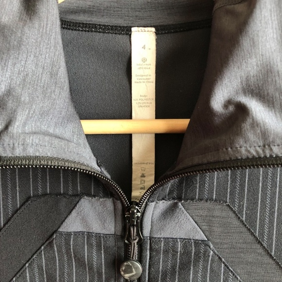 Lululemon Women's Origami Track Jacket Size 4 Grey Black Pinstripe - Picture 12 of 15